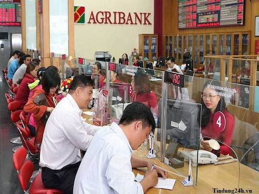 Ngân hàng Agribank nghỉ Tết có chuyển khoản được không?