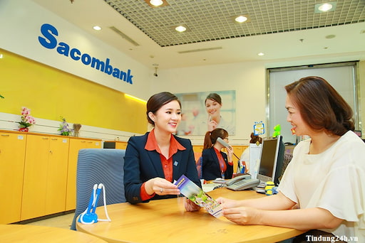 Ngân hàng Sacombank chỉ làm việc vào các ngày từ thứ 2 đến thứ 6 hàng tuần