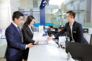 Tính đến thời điểm hiện tại, ngân hàng Shinhan chỉ làm việc từ thứ 2 đến thứ 6 hàng tuần