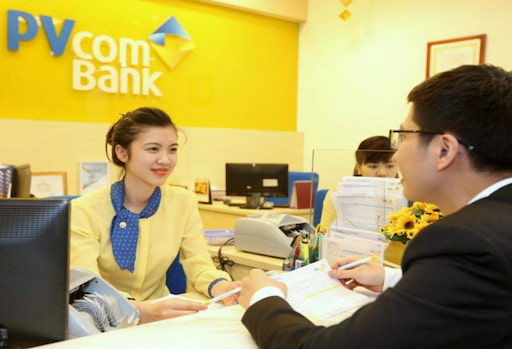 PVcombank có lịch làm việc kéo dài từ thứ 2 đến thứ 6 hàng tuần